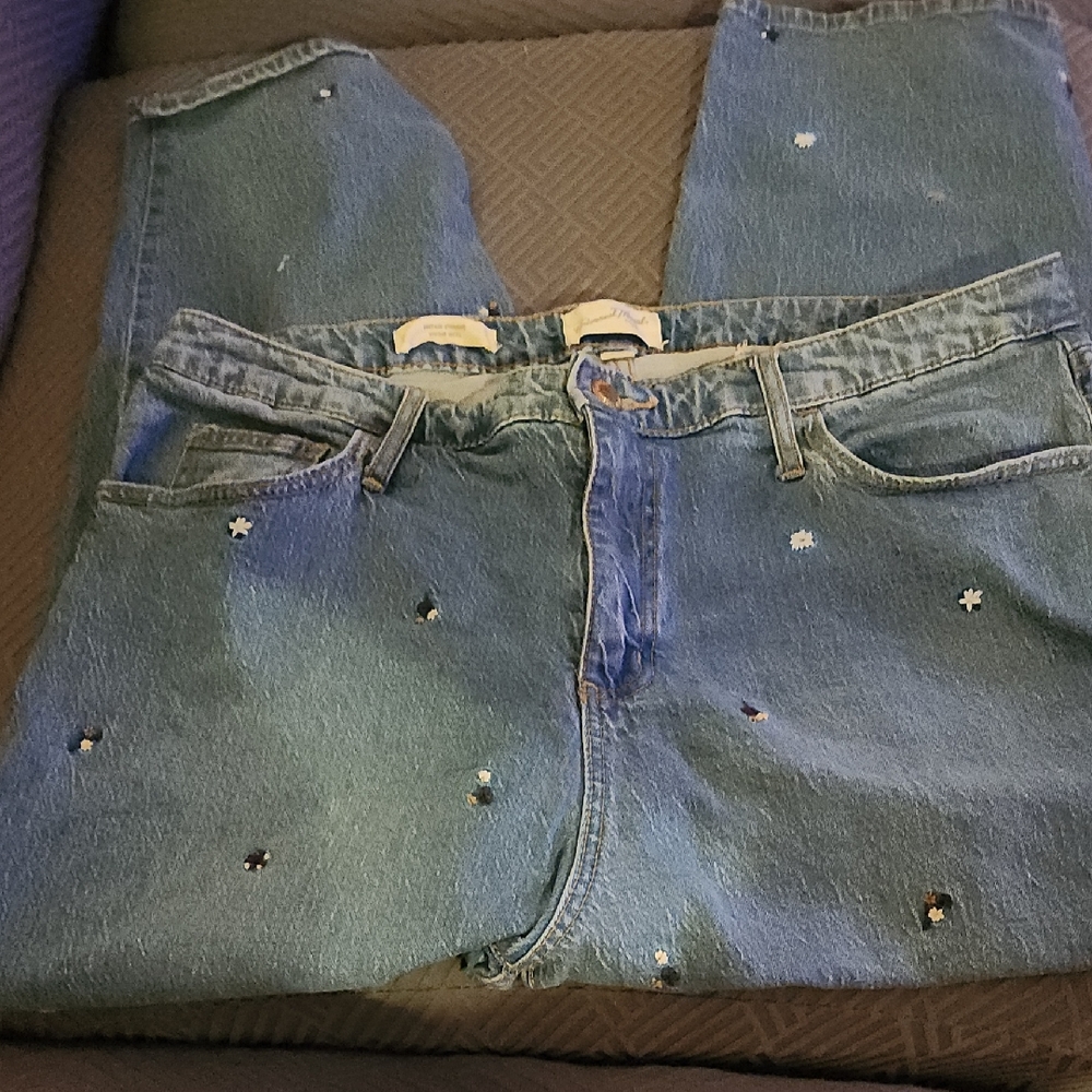 Universal Thread Blue Embellished Straight Leg Jeans